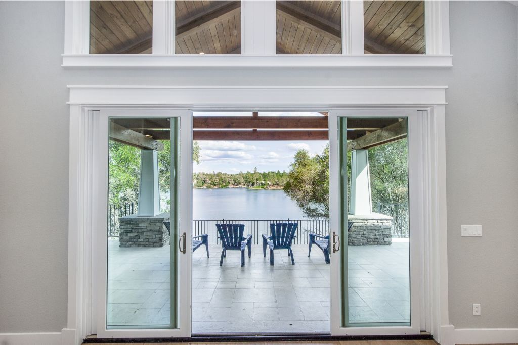 bohn-residence-patio-doors