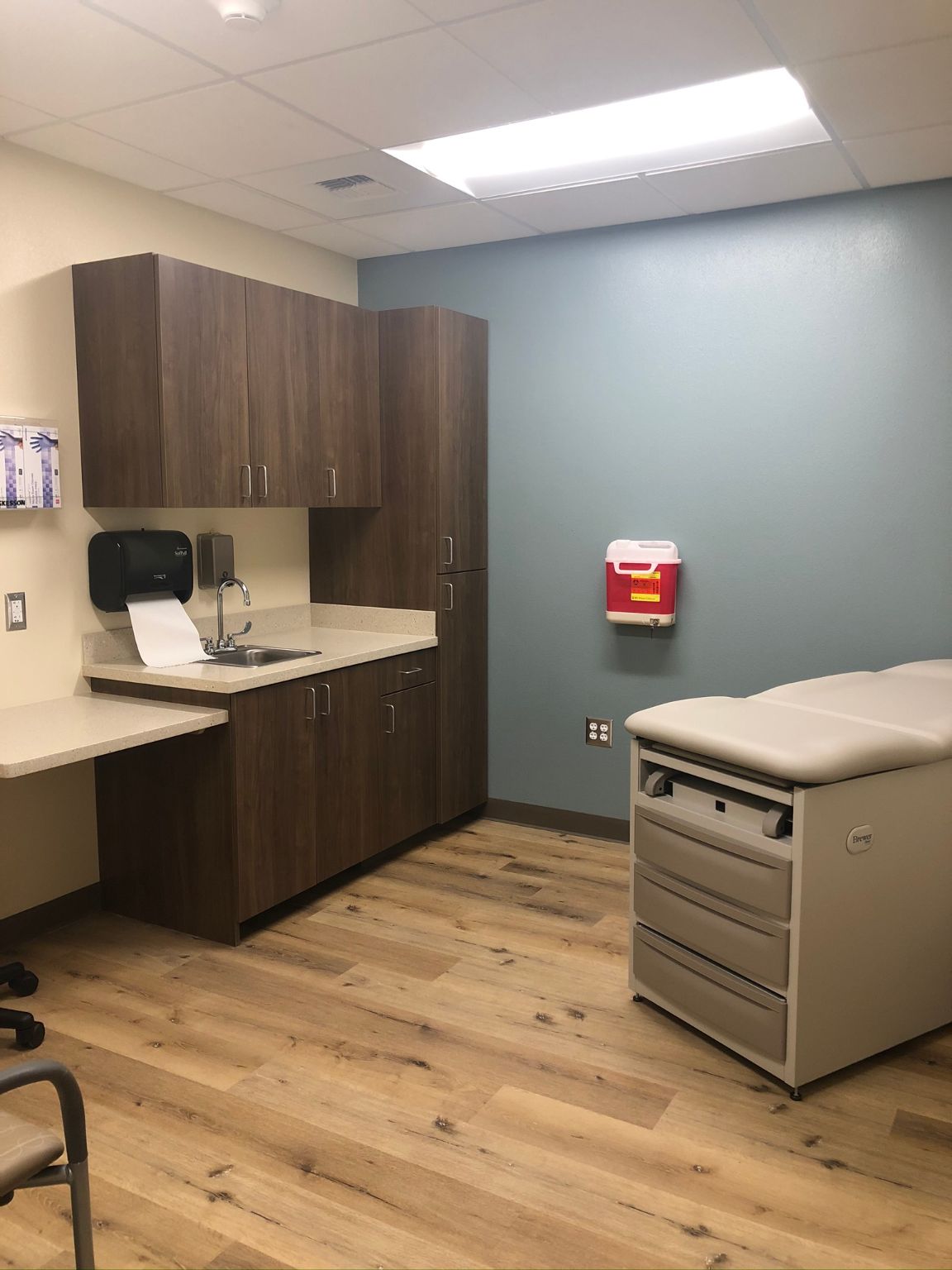 valor-oncology-exam-room